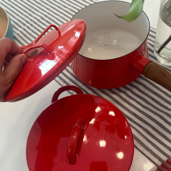 NWOT Set of Dansk IHQ Kobenstyle Red
Enamel Dutch Oven Pots by Dansk Designs - Picture 6 of 8